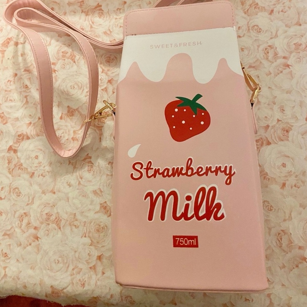 Strawberry Milk Purse